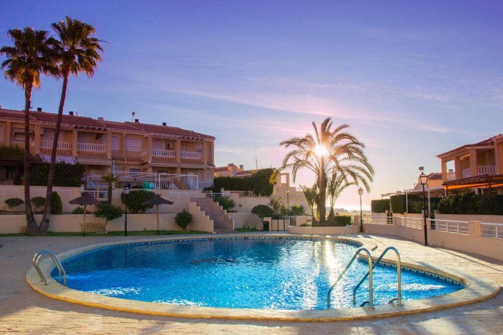 Escapate Y Disfruta Del Sol En Hermosas Playas, Apartamento Espectacular, Santa Pola, Alicante Exterior foto
